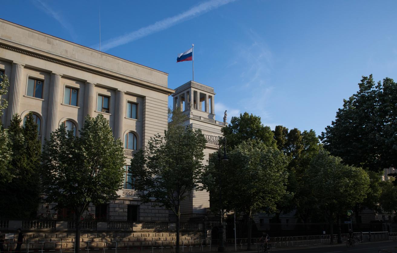 Дипломатический кризис: посольство РФ в Берлине перешло на семидневку