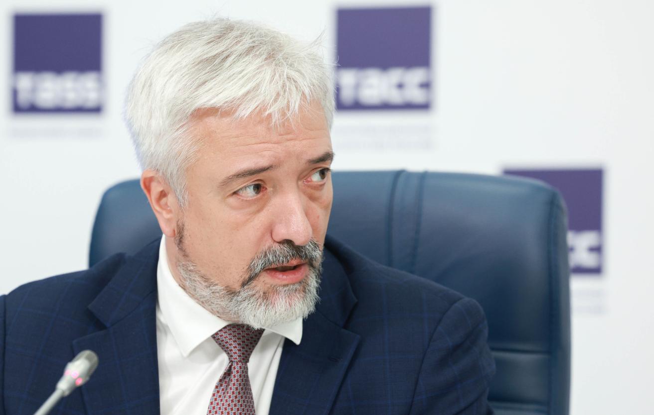 Евгений Примаков покинул пост главы Россотрудничества
