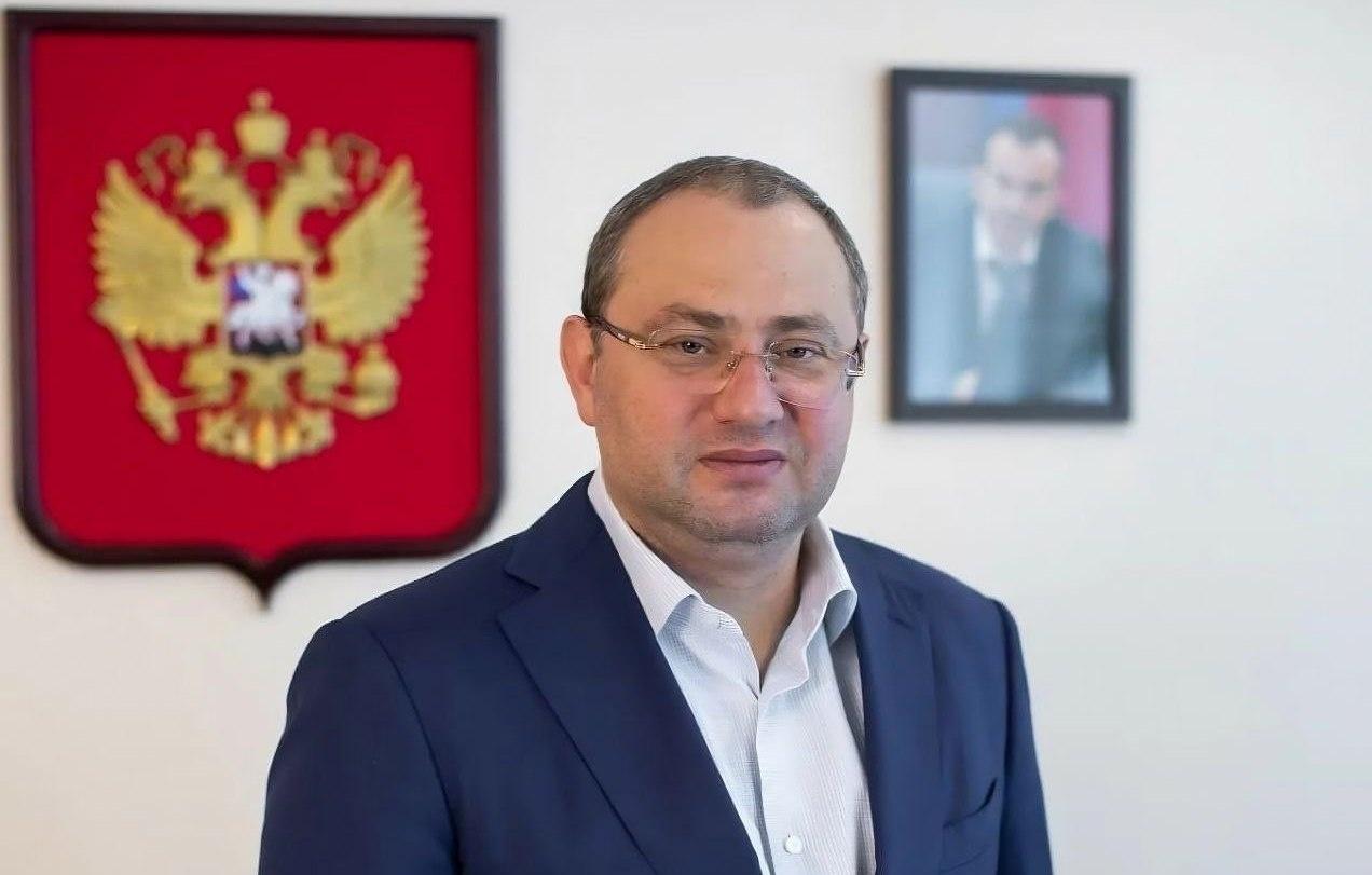 Недвижимость более чем на 1 млрд рублей. Задержан глава Минздрава Кубани