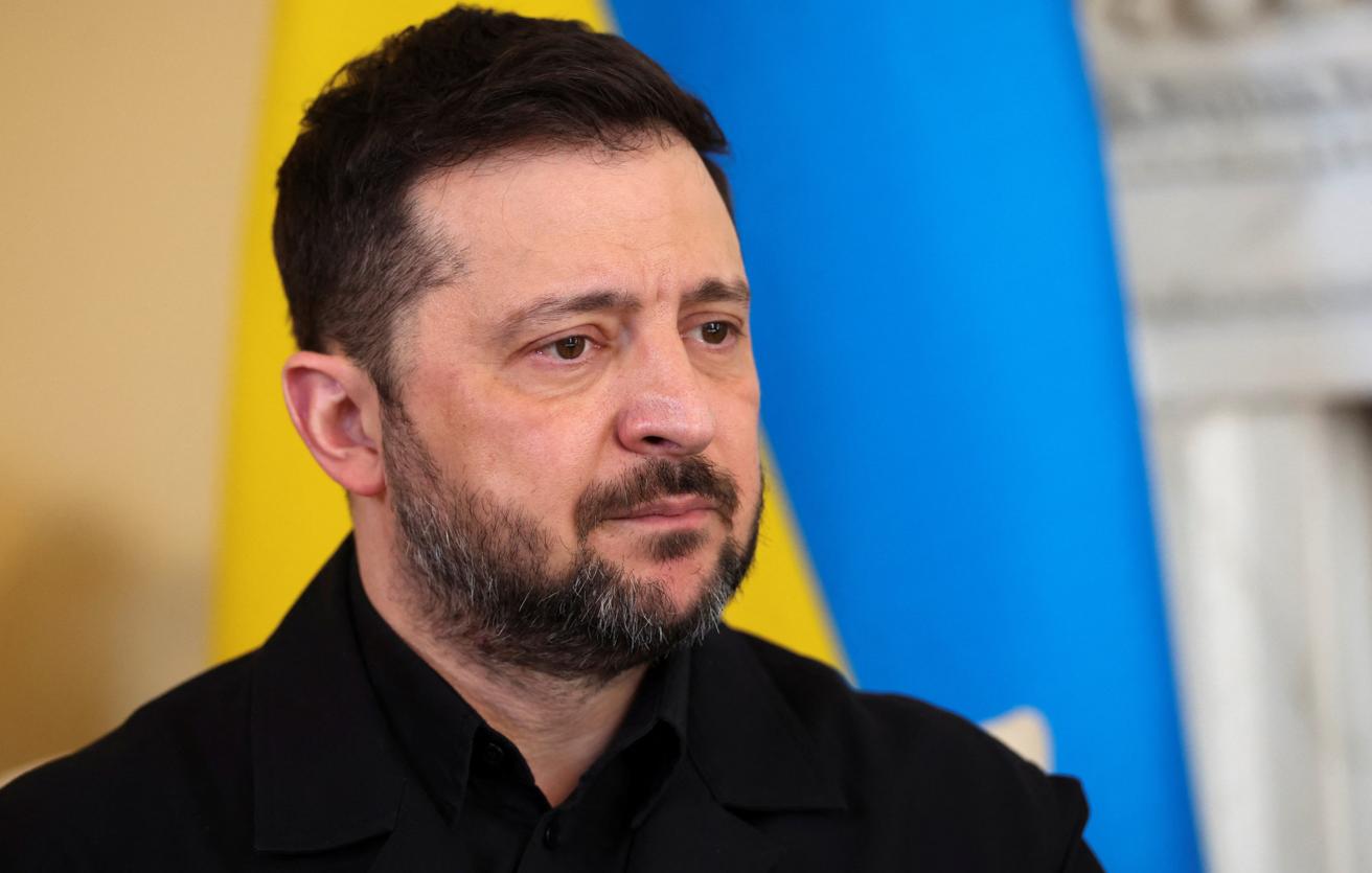 Зеленский ответил на объявление Путиным пасхального перемирия