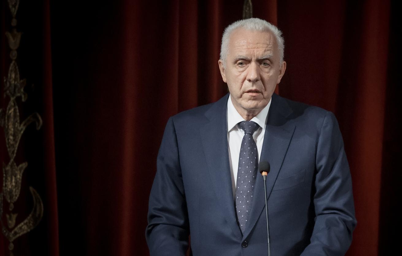 Формализм в работе чиновников и доступ к данным о телефонах. Заявления Гуцана