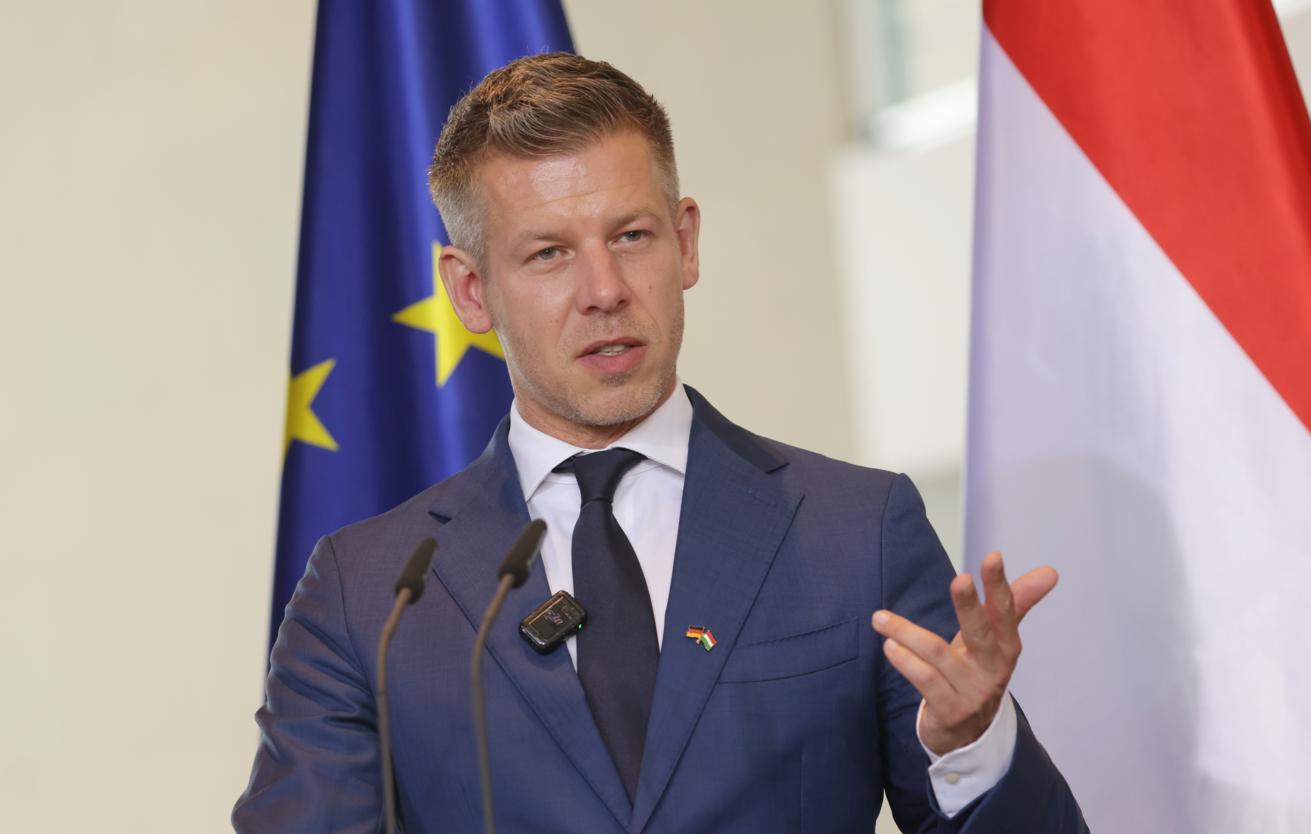 Мадьяр выступил против принятия в ЕС решений простым большинством голосов