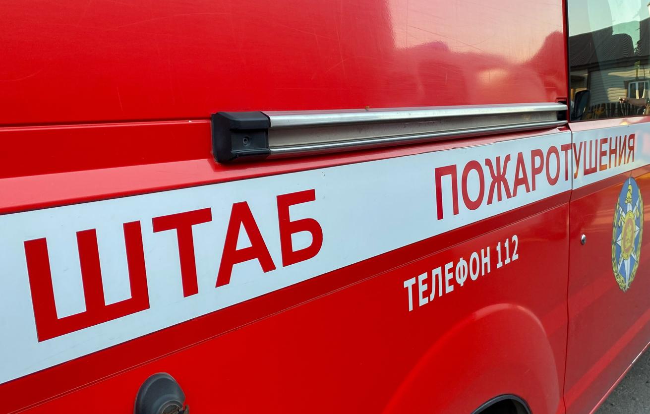 В Белгороде потушили пожар на соцобъекте после атаки БПЛА
