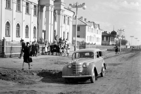 Автомобиль