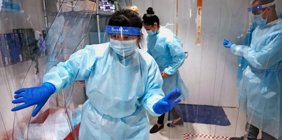  AP Photo/ Charles Krupa