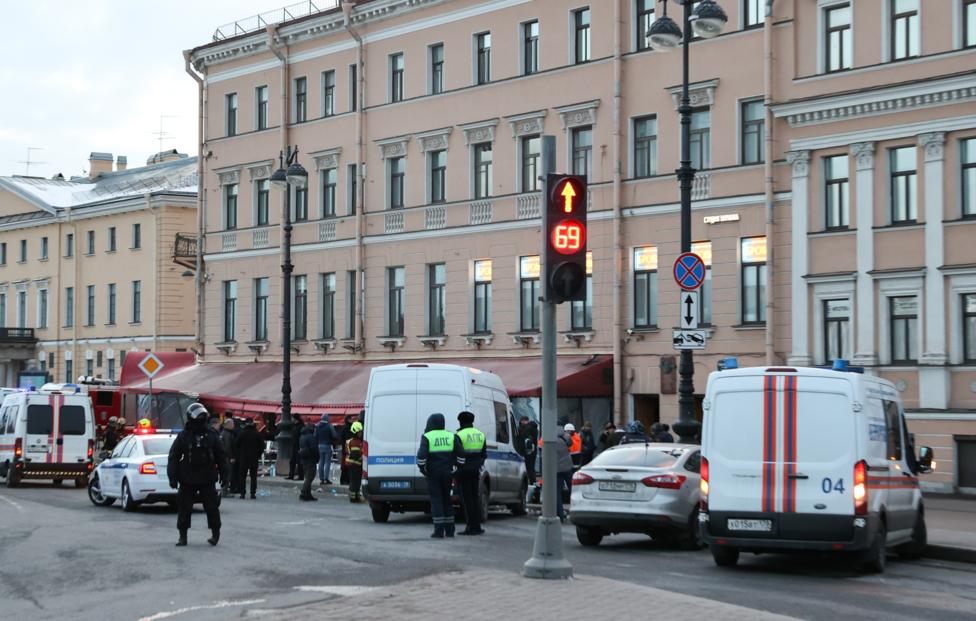 Задержана подозреваемая в причастности к взрыву в кафе Петербурга
