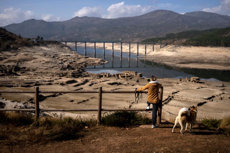 AP Photo/ Emilio Morenatti