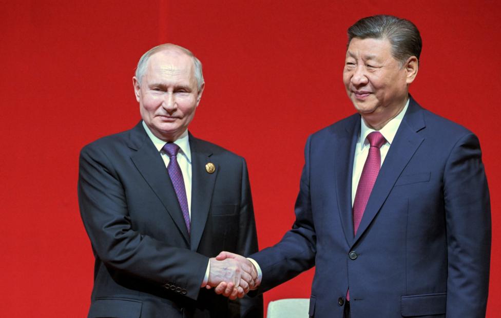 Президент России Владимир Путин и председатель КНР Си Цзиньпин. Сергей Гунеев/ POOL/ ТАСС