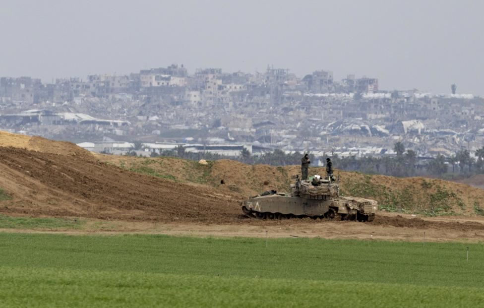 Amir Levy/ Getty Images