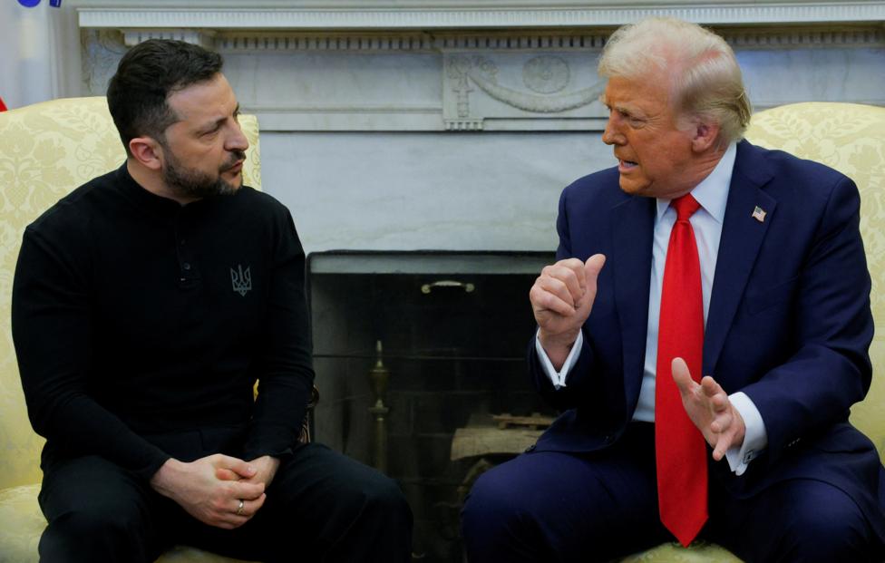 Владимир Зеленский и президент США Дональд Трамп. REUTERS/ Brian Snyder