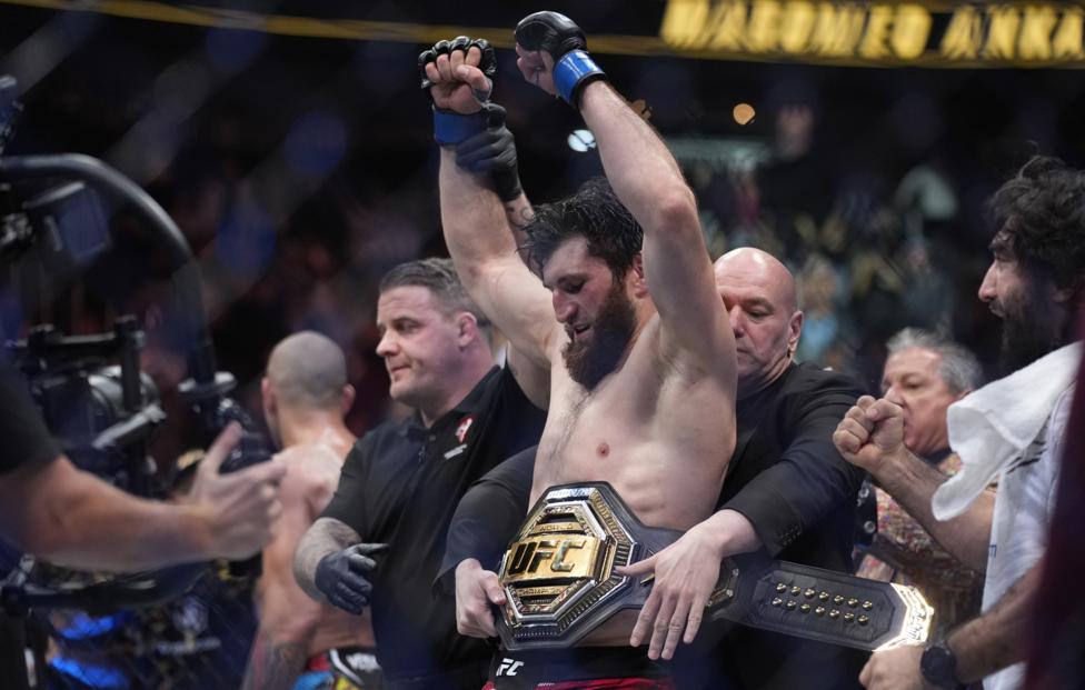 Магомед Анкалаев. AP Photo/ John Locher