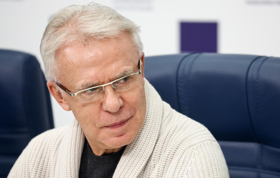 Двукратный олимпийский чемпион по хоккею Вячеслав Фетисов. Сергей Фадеичев/ ТАСС
