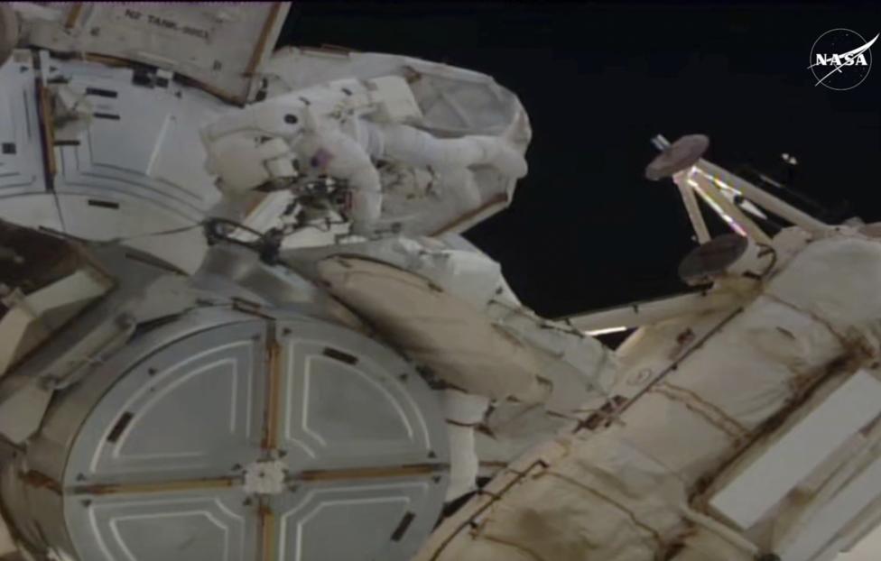 AP Photo/ NASA TV