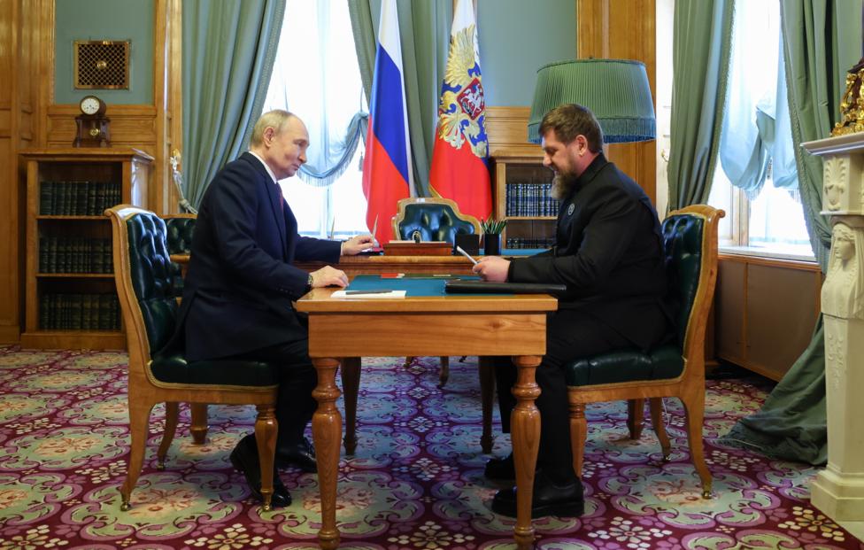 Президент РФ Владимир Путин и глава Чечни Рамзан Кадыров. Александр Казаков/ ТАСС