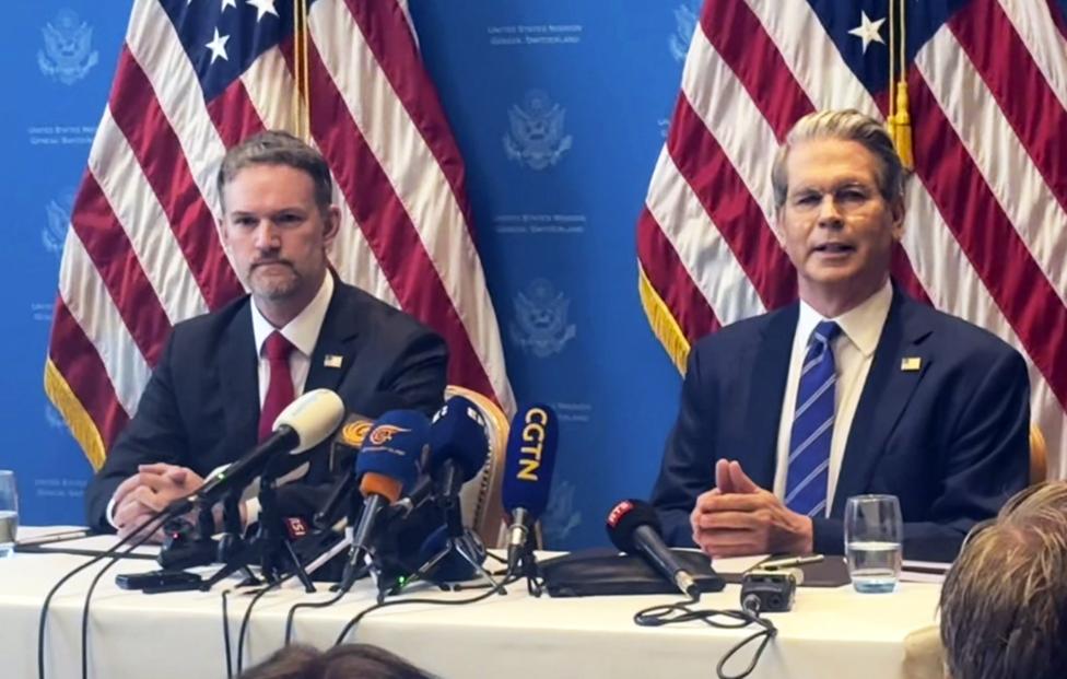 Представитель США на торговых переговорах Джеймисон Грир и глава Минфина США Скотт Бессент. Алена Федина/ ТАСС
