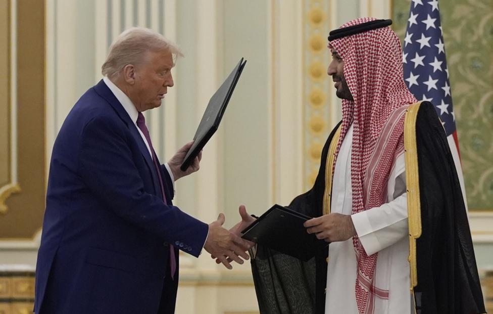 Президент США Дональд Трамп и наследный принц Саудовской Аравии Мухаммед бен Сальман Аль Сауд. AP Photo/ Alex Brandon