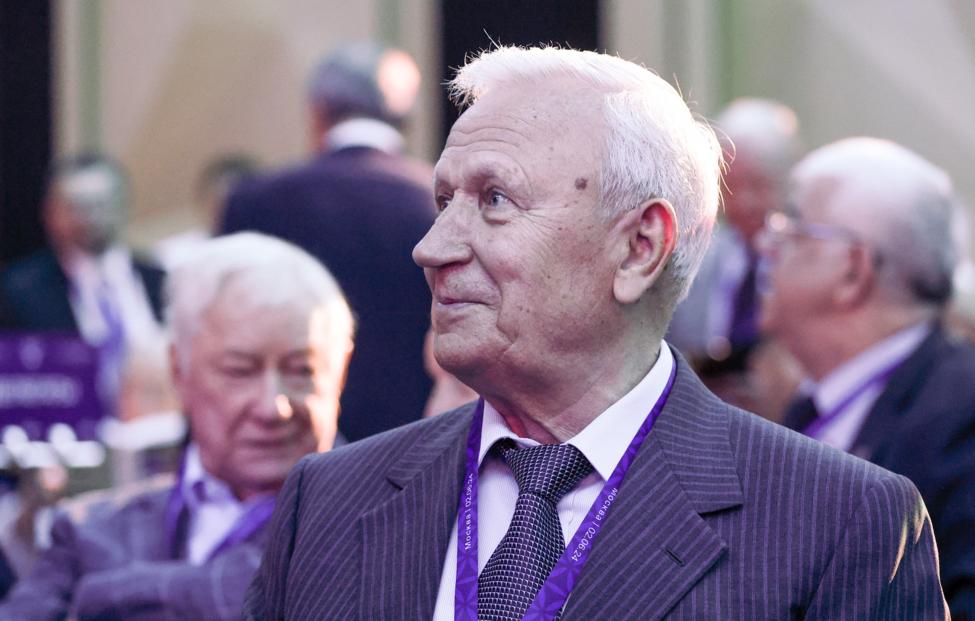 Почетный президент Российского футбольного союза Вячеслав Колосков. Сергей Булкин/ ТАСС