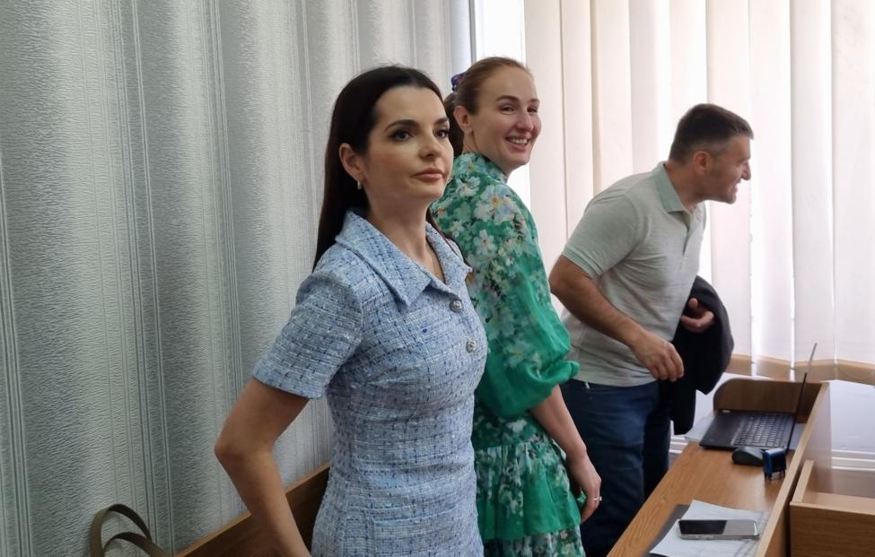 Глава Гагаузской автономии Евгения Гуцул (слева). Вениамин Демидецкий/ ТАСС