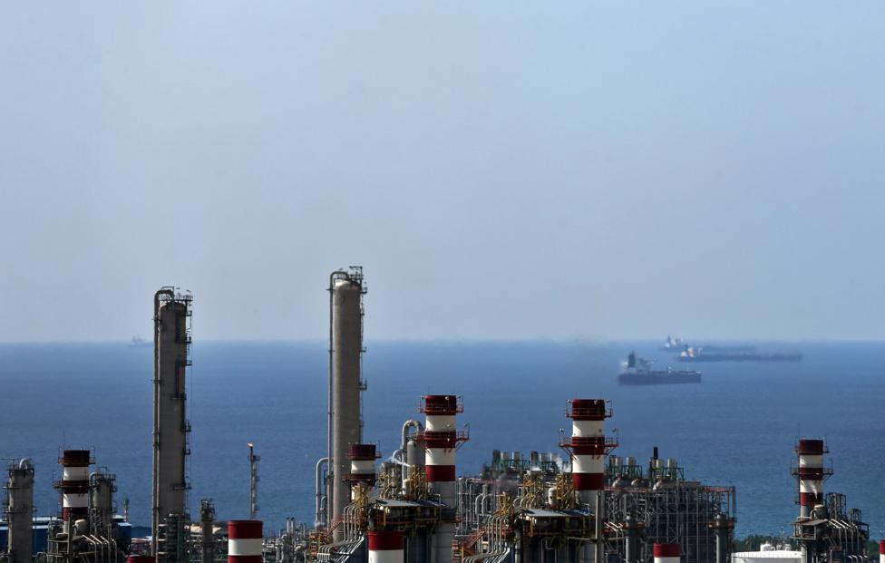 Нефтехимический комплекс на месторождении "Южный Парс". AP Photo/ Ebrahim Noroozi