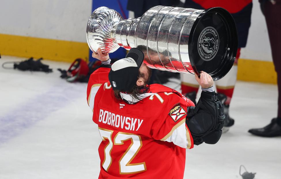 Вратарь "Флориды" Сергей Бобровский. Mike Carlson/ Getty Images