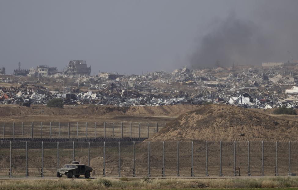 Amir Levy/ Getty Images
