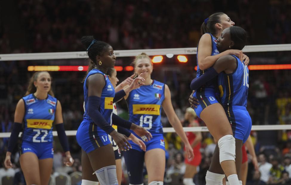 Игроки сборной Италии. AP Photo/ Sakchai Lalit