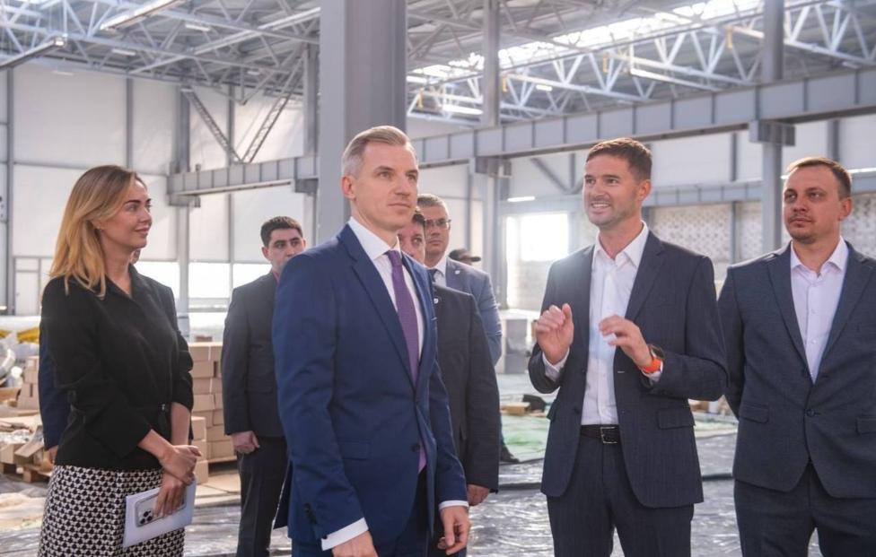 Губернатор Смоленской области Василий Анохин (в центре) Пресс-служба правительства Смоленской области