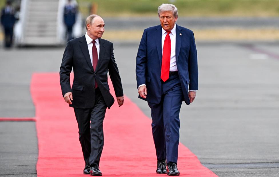 Президент России Владимир Путин и президент США Дональд Трамп Сергей Бобылев/ POOL/ ТАСС