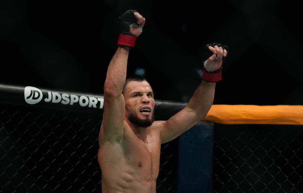 Умар Нурмагомедов AP Photo/ Altaf Qadri