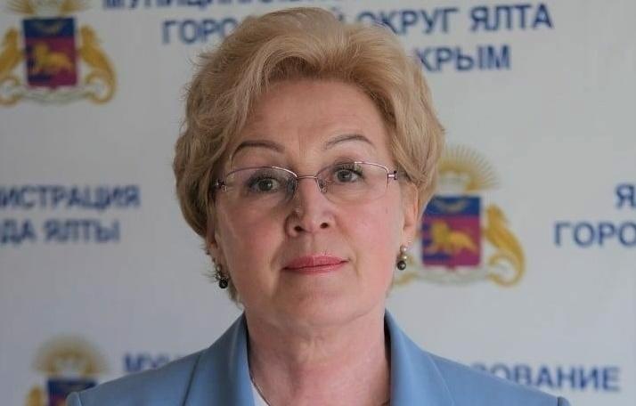 Заместитель главы администрации города Ялты Ирина Беломестнова Страница Администрации Ялты во "ВКонтакте"