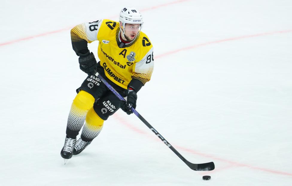 Нападающий "Северстали" Давид Думбадзе Валерия Калугина/ ТАСС