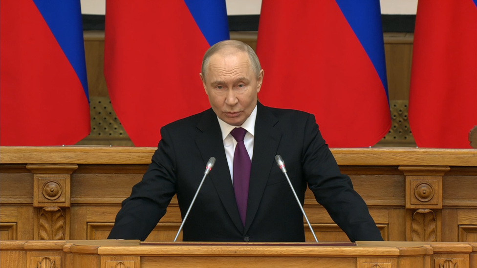 Путин: нельзя зацикливаться на запретах и наказаниях для нарушителей